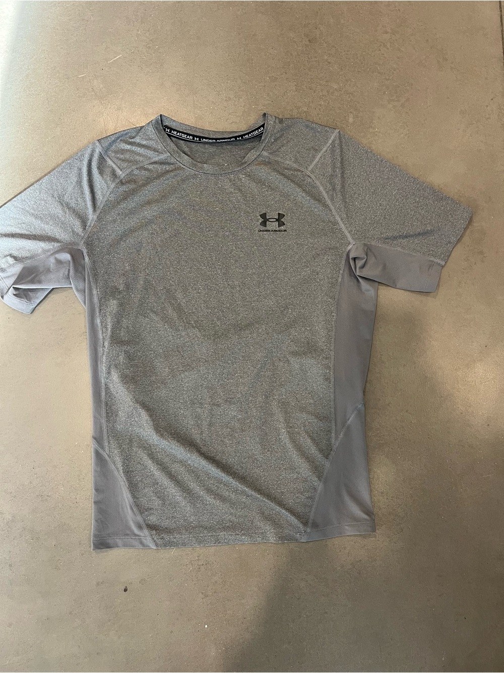 Men’s Under Armour Short Sleeve Performance Tee - Gray